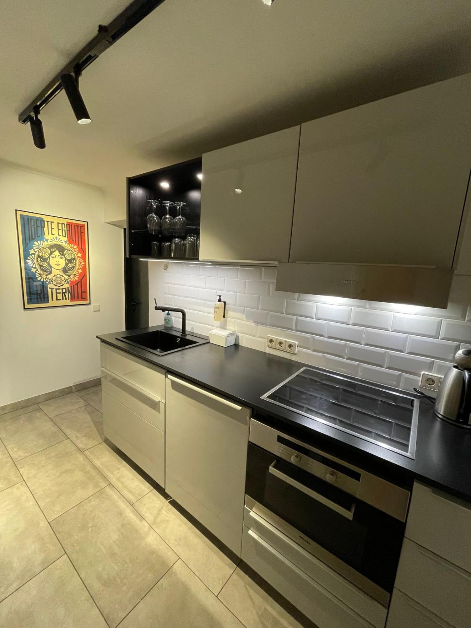 The Suites Alster Waterfront Family Apartments Hamburg-Harburg Exteriör bild